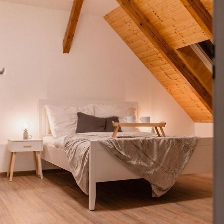 Romanticky Loft Parking U Hlavniho Nadrazi Όλομουτς Εξωτερικό φωτογραφία