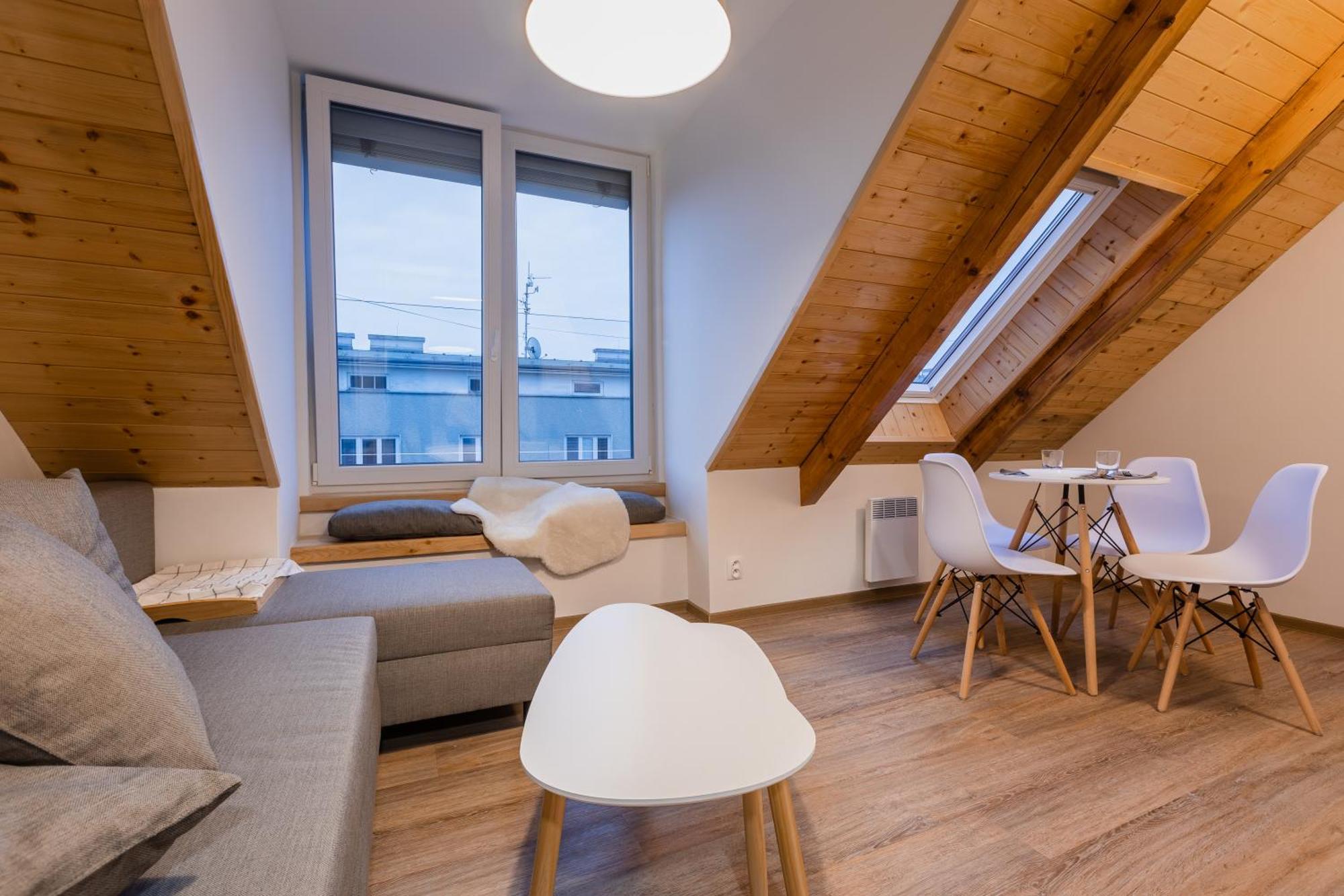 Romanticky Loft Parking U Hlavniho Nadrazi Όλομουτς Εξωτερικό φωτογραφία