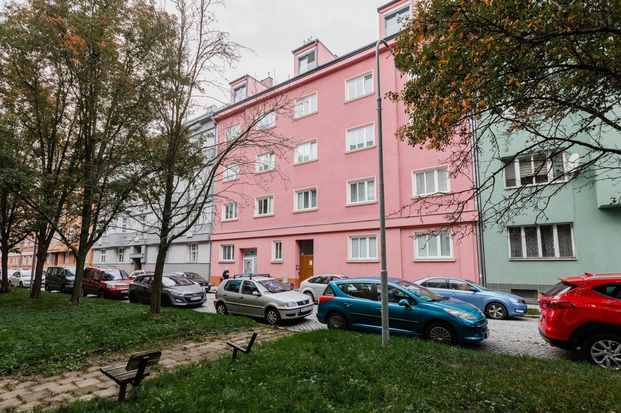 Romanticky Loft Parking U Hlavniho Nadrazi Όλομουτς Εξωτερικό φωτογραφία
