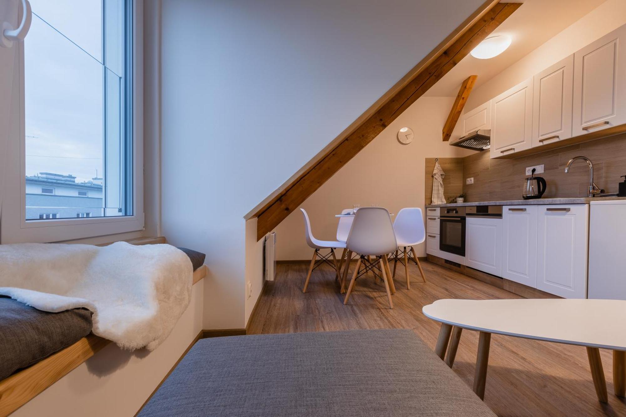 Romanticky Loft Parking U Hlavniho Nadrazi Όλομουτς Εξωτερικό φωτογραφία